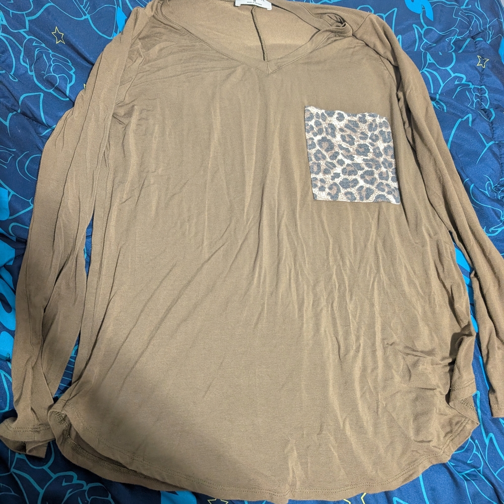 Zenana Outfitters Brown Top with Leopard Accent